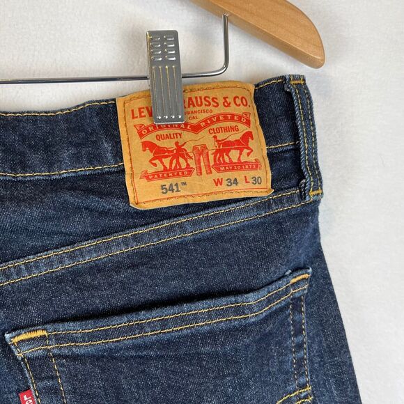 Levis 541 Jeans Mens 34x30 Blue Athletic Tapered Mid Rise Stretch Denim - Picture 3 of 10